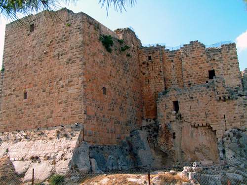 křižácký hrad Rabbat