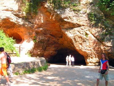Sigulda - jeskyně s omlazujícím pramenem