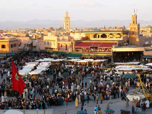 Marrakech - Djema el Fna - nejživější náměstí v Maroku