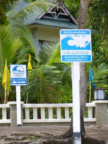 nedaleko Krabi - směr útěku před tsunami