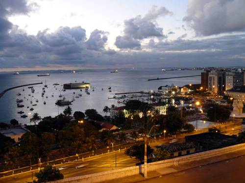 Pohled do přístavu v  Salvadorském zálivu
