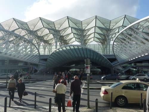 Slavné nádraží Oriente (architekt Santiago Calatrava)